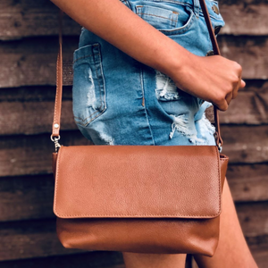 MAGGIE PEBBLED LEATHER MESSENGER BAG