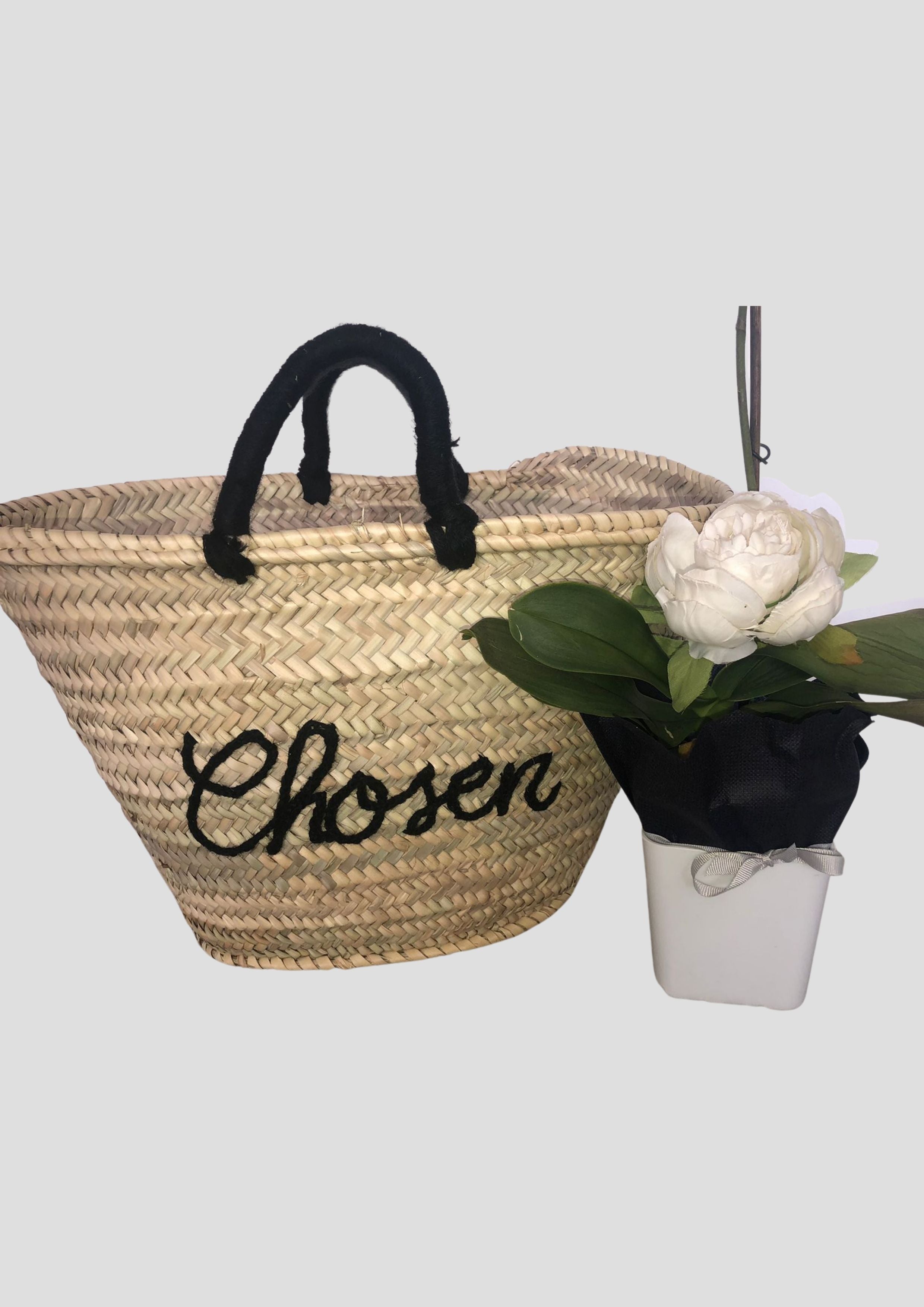 STRAW BASKET WITH BLACK STITCHING